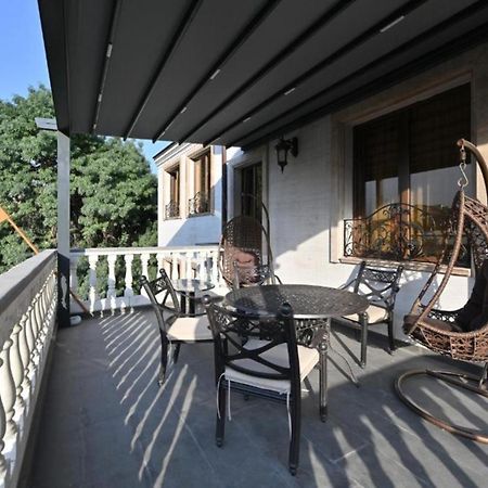 Partez Hotel Ереван Екстериор снимка