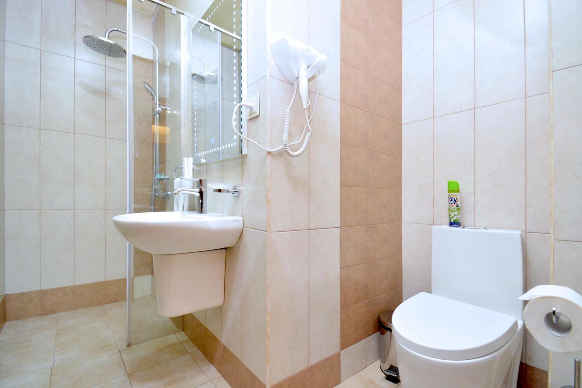 Partez Hotel Ереван Екстериор снимка